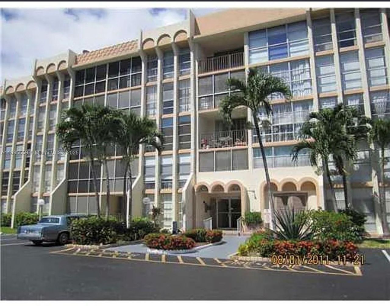 2101 Atlantic Shores Blvd, Unit 402, Hallandale Beach, FL 33009 Photo