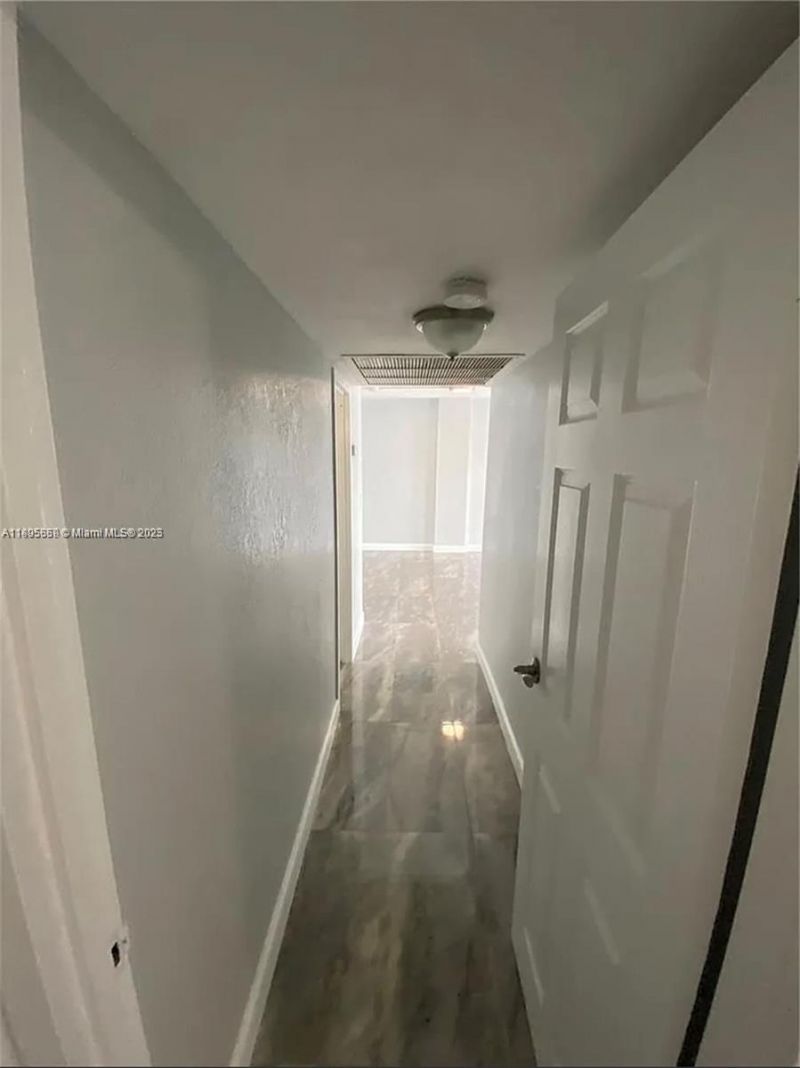 2101 Atlantic Shores Blvd, Unit 402, Hallandale Beach, FL 33009 Photo