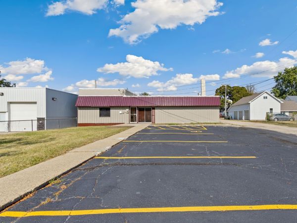 508 E 3rd Street, Sterling, IL 61081