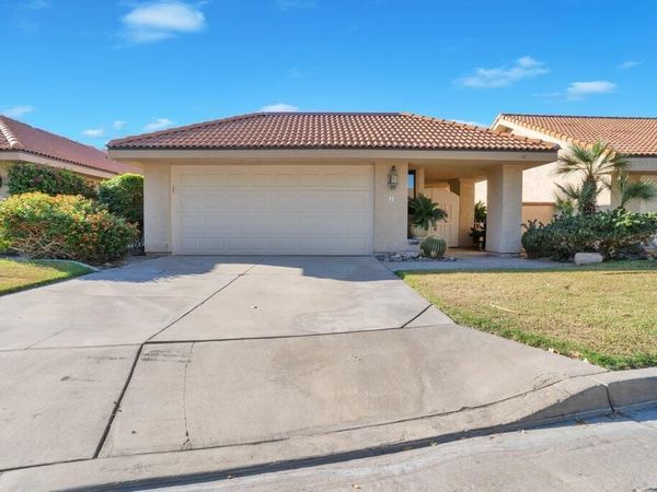 5 Acapulco Drive Drive, Palm Desert, CA 92260