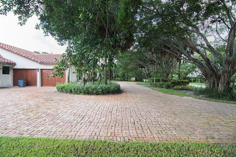 8208 Twin Lake Drive, Boca Raton, FL 33496 Photo