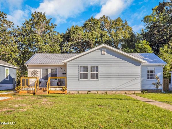 1616 Hollywood Boulevard, Biloxi, MS 39531