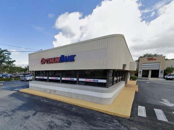 2215 W Hillsboro Blvd, Deerfield Beach, FL 33442