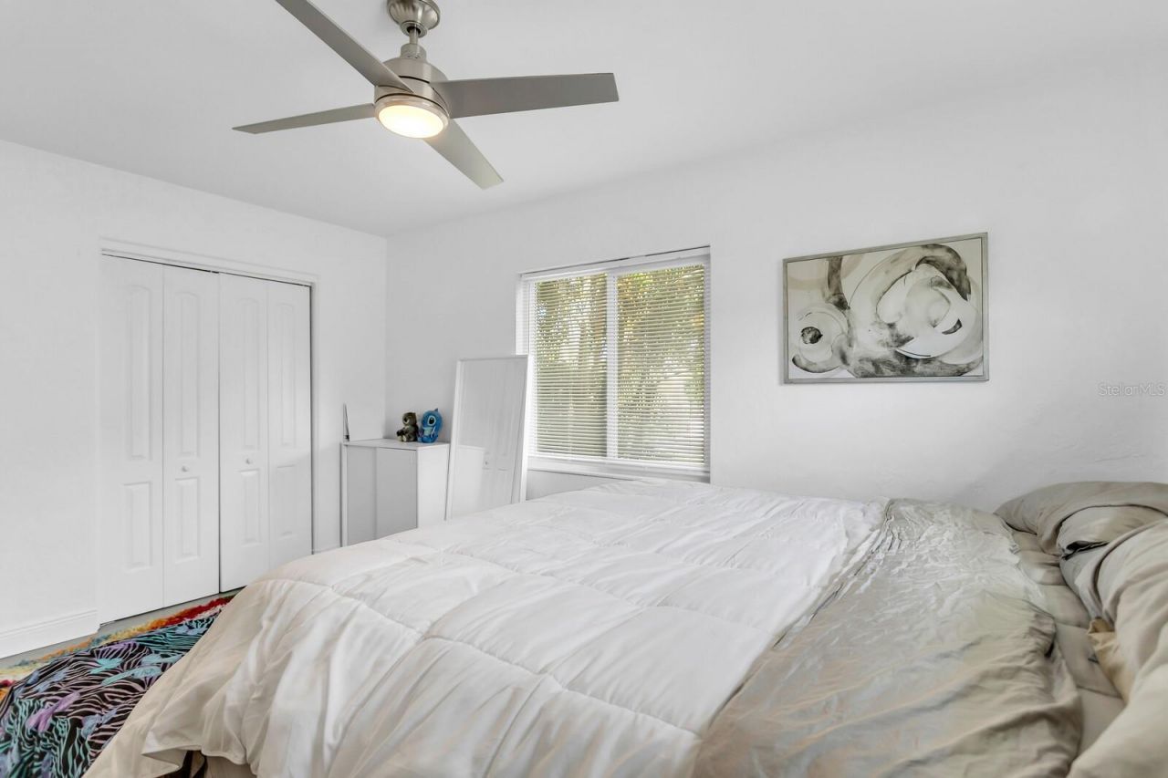 4864 Lake Charles Drive N, Kenneth City, FL 33709 Photo