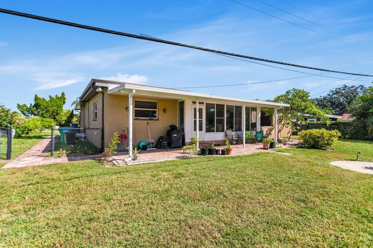 4864 Lake Charles Drive N, Kenneth City, FL 33709 Photo