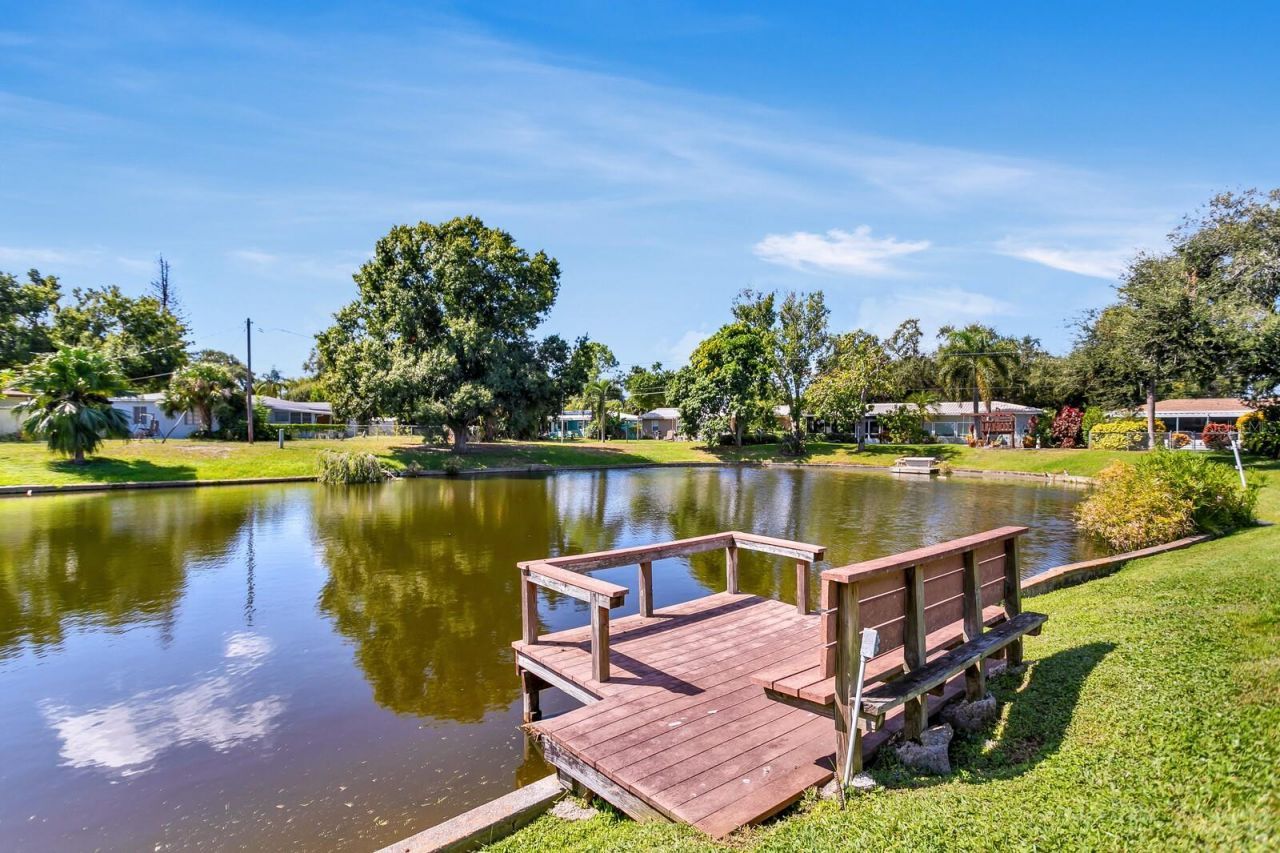 4864 Lake Charles Drive N, Kenneth City, FL 33709 Photo