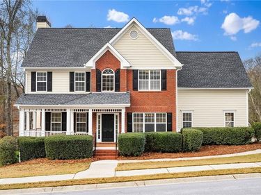 2638 Democracy Drive, Buford, GA 30519