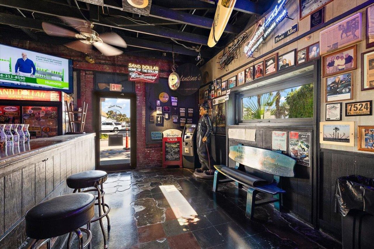 7 Center Street Photo 17