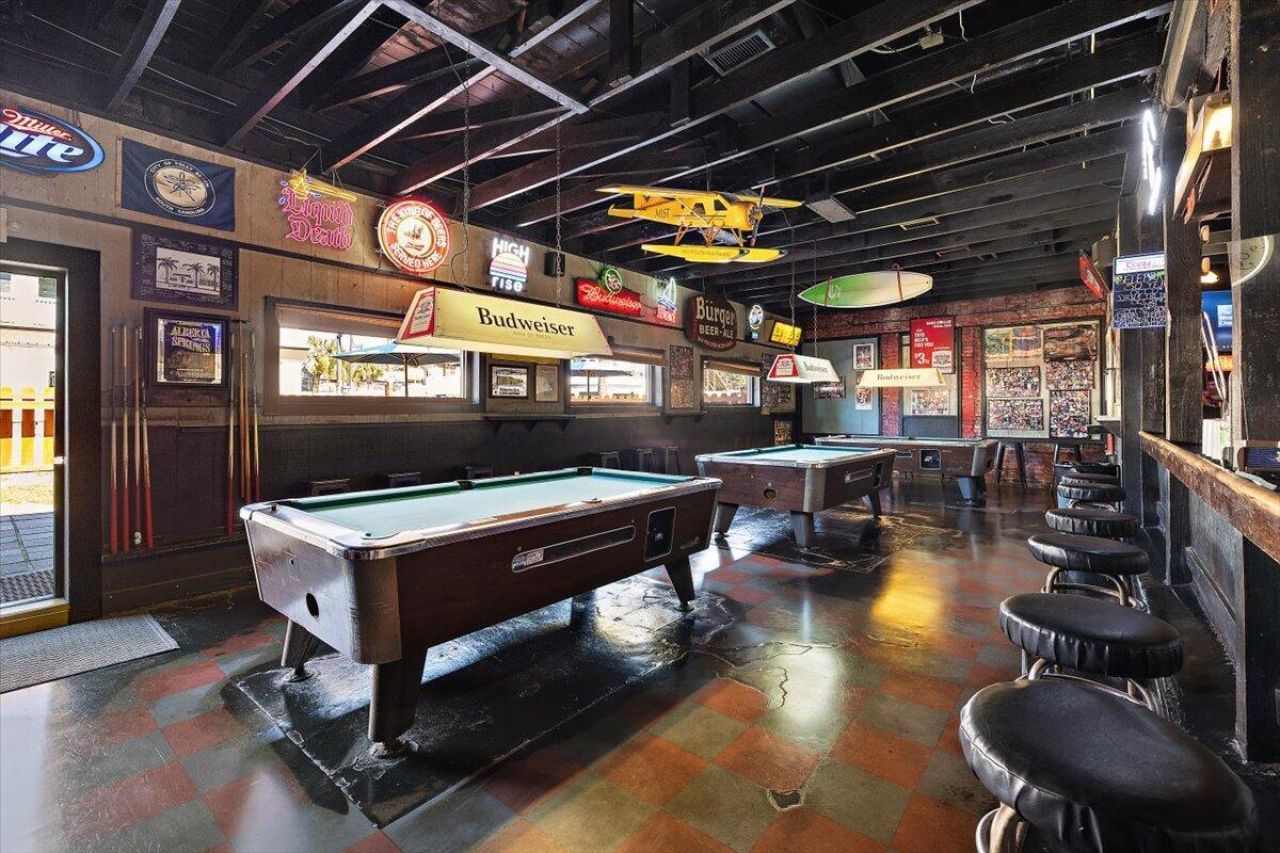 7 Center Street Photo 20