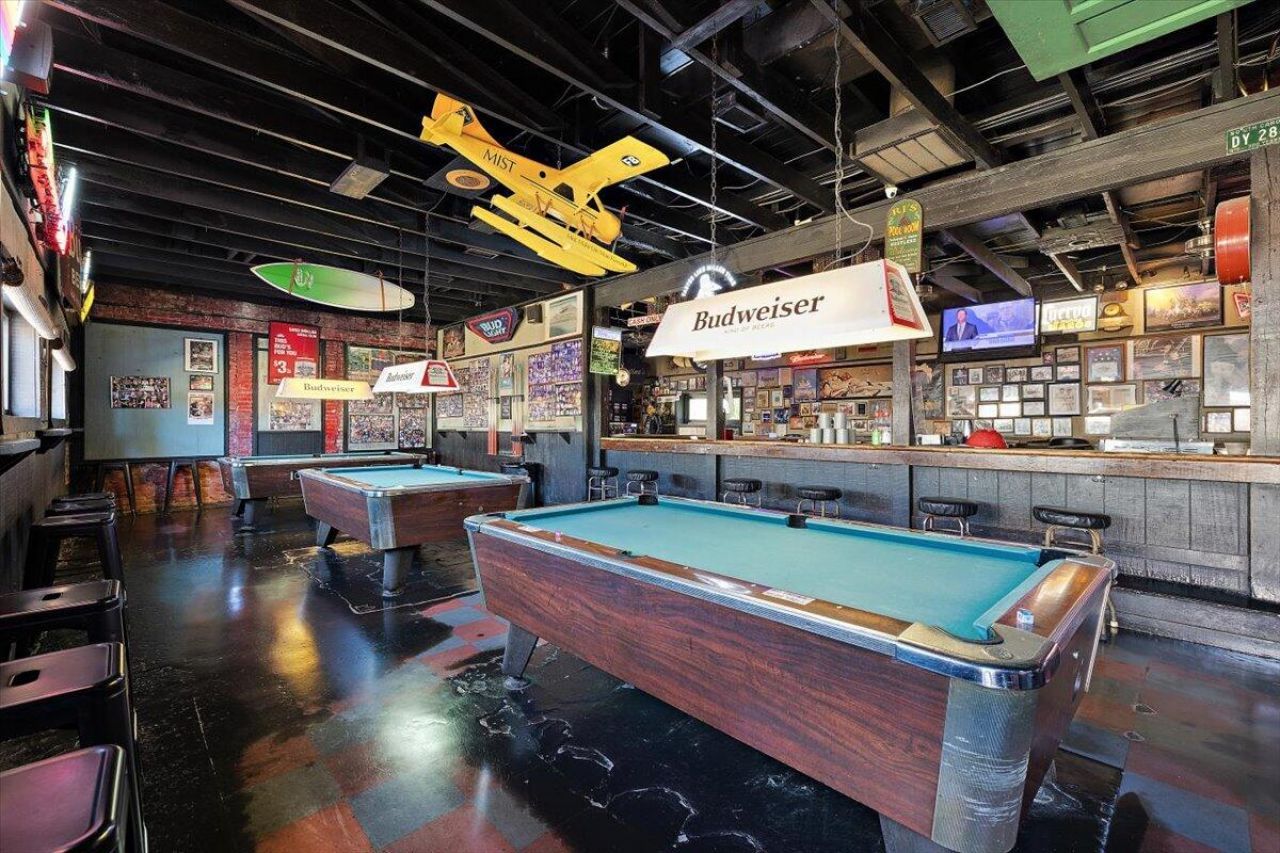 7 Center Street Photo 21