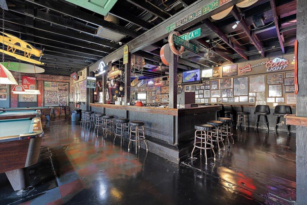 7 Center Street Photo 26