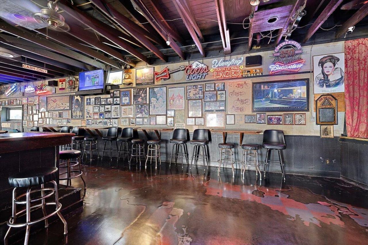 7 Center Street Photo 33