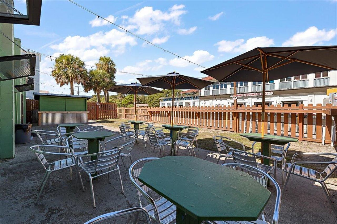 7 Center Street Photo 37