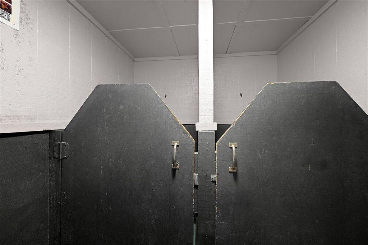 7 Center Street Photo 41