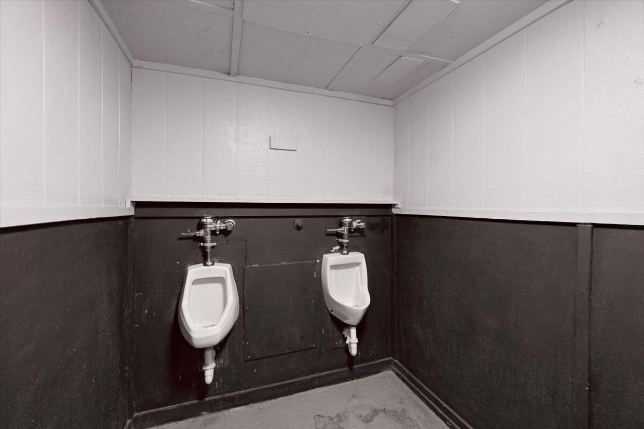 7 Center Street Photo 43