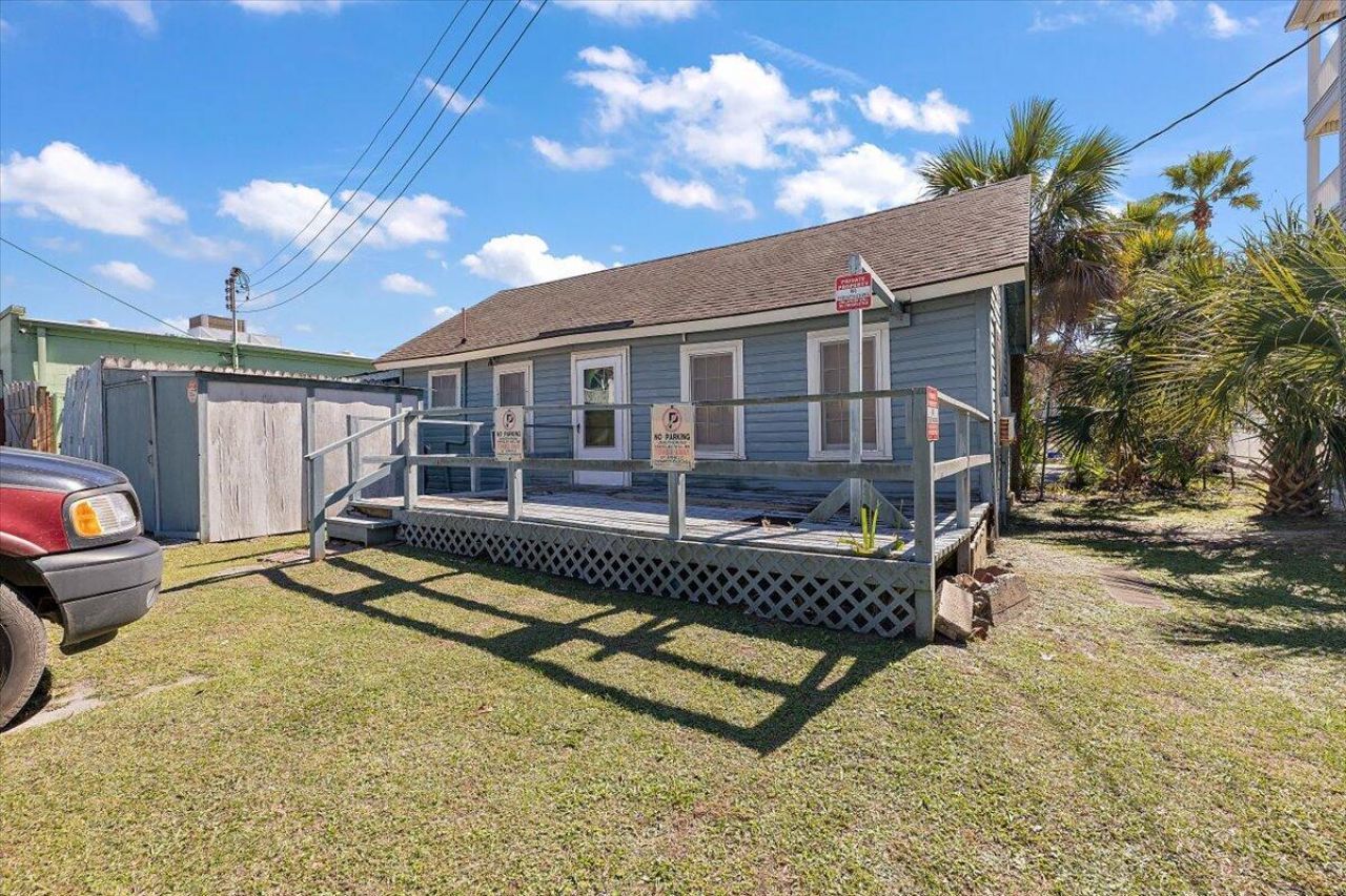 7 Center Street Photo 48