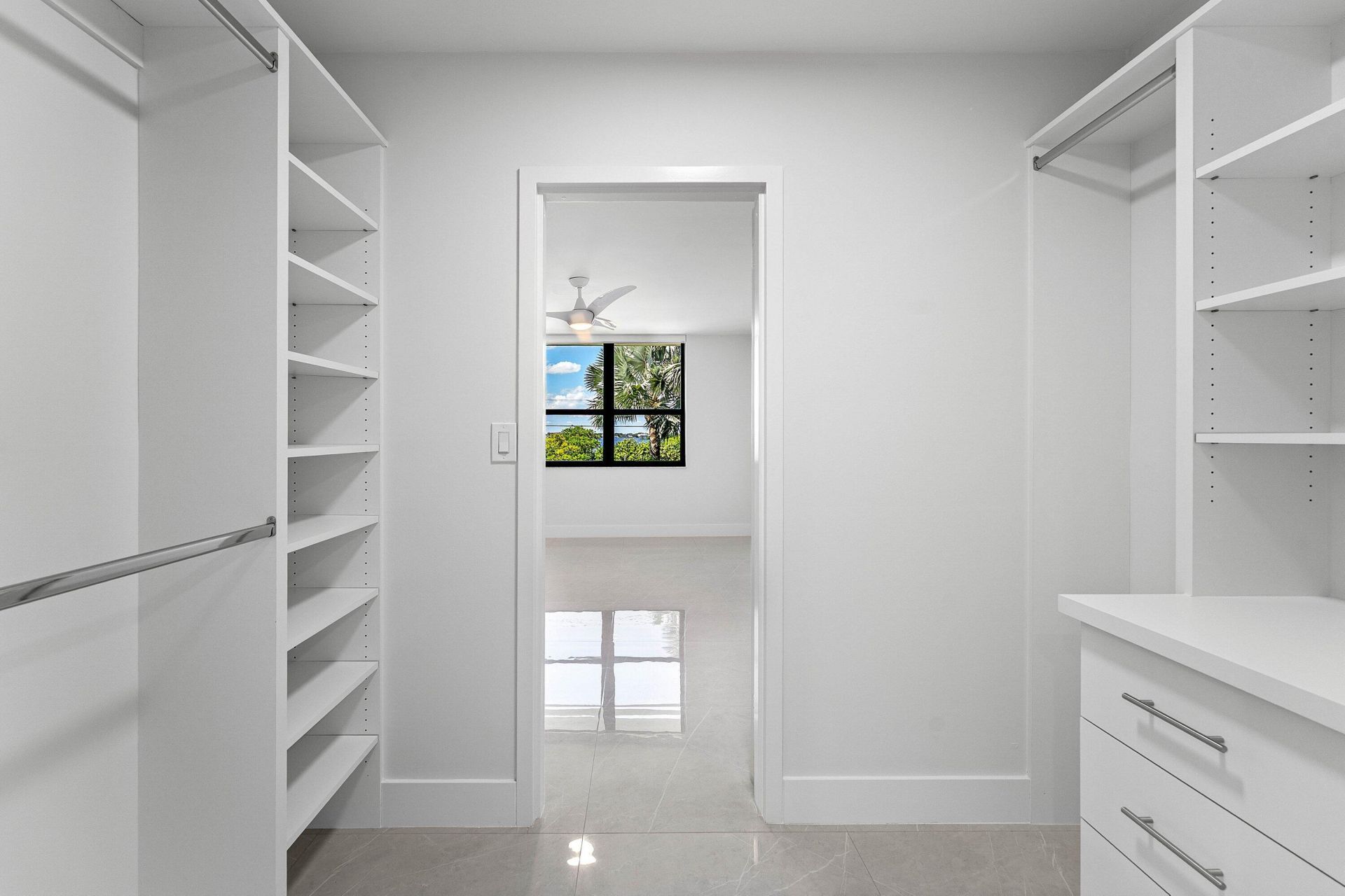 5480 N Ocean Drive, Unit B1c, Singer Island, FL 33404 Photo