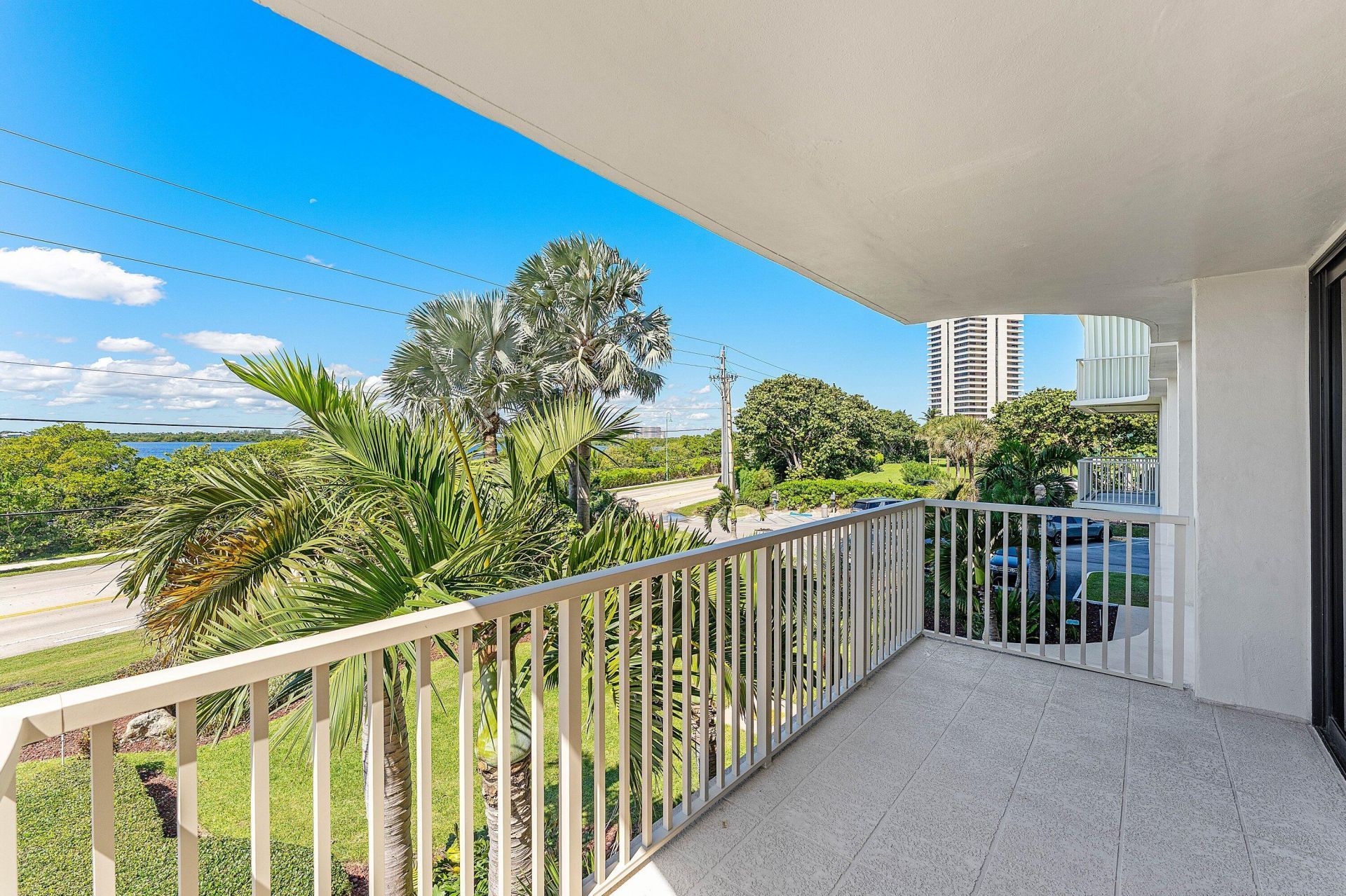 5480 N Ocean Drive, Unit B1c, Singer Island, FL 33404 Photo