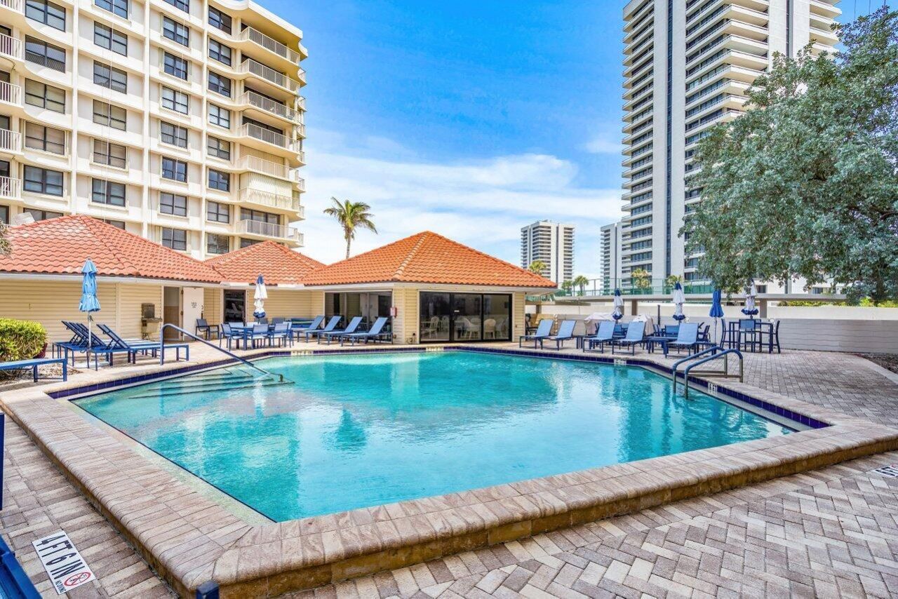 5480 N Ocean Drive, Unit B1c, Singer Island, FL 33404 Photo