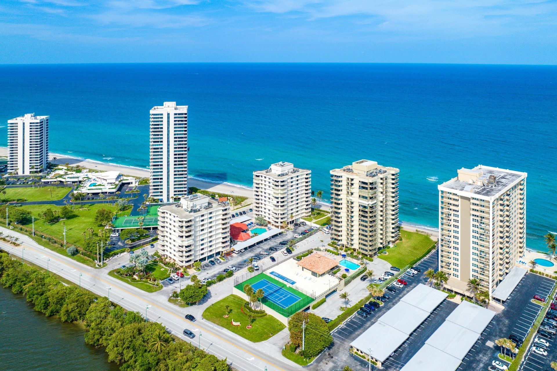 5480 N Ocean Drive, Unit B1c, Singer Island, FL 33404 Photo