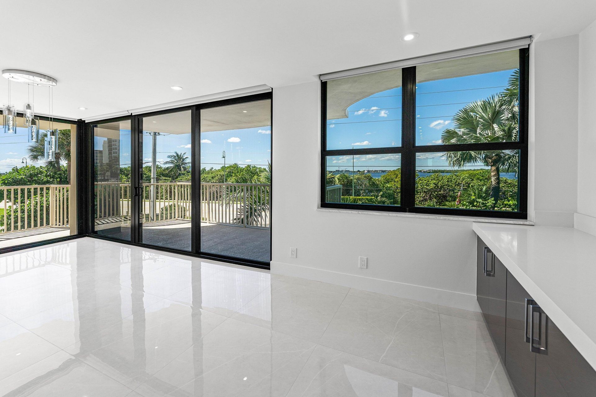 5480 N Ocean Drive, Unit B1c, Singer Island, FL 33404 Photo