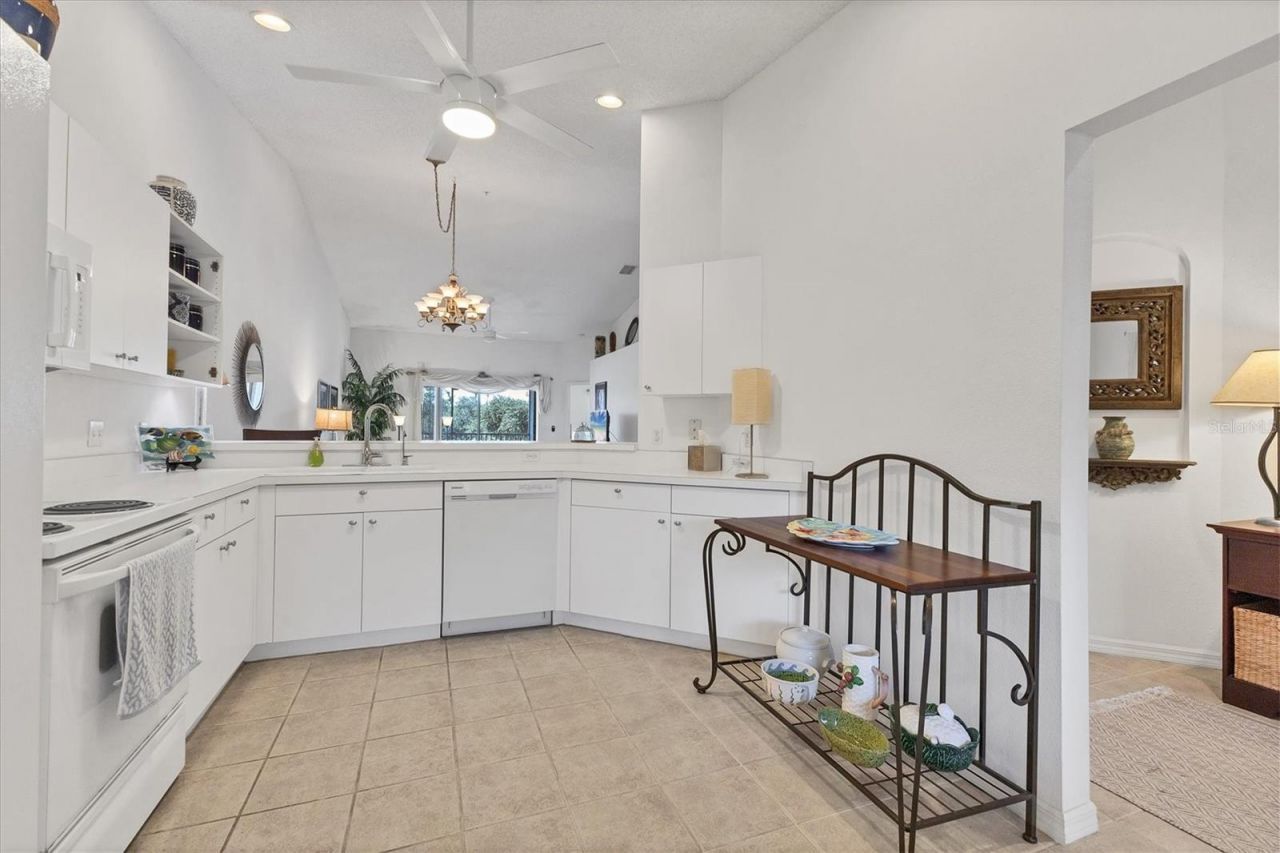 5240 Hyland Hills Avenue, Unit 1426, Sarasota, FL 34241 Photo