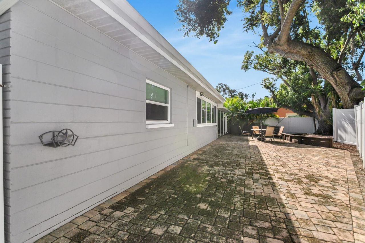 2290 60th Way N, Saint Petersburg, FL 33710 Photo