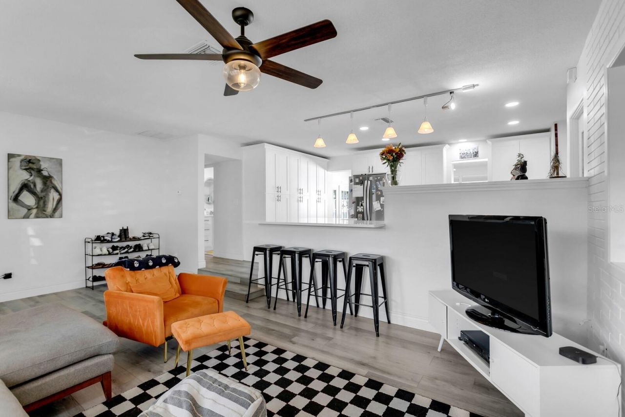 2290 60th Way N, Saint Petersburg, FL 33710 Photo