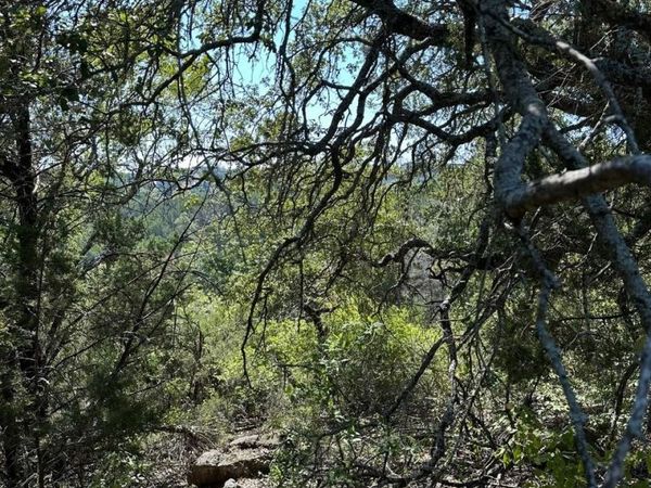 8503 Talon CIR, Lago Vista, TX 78645