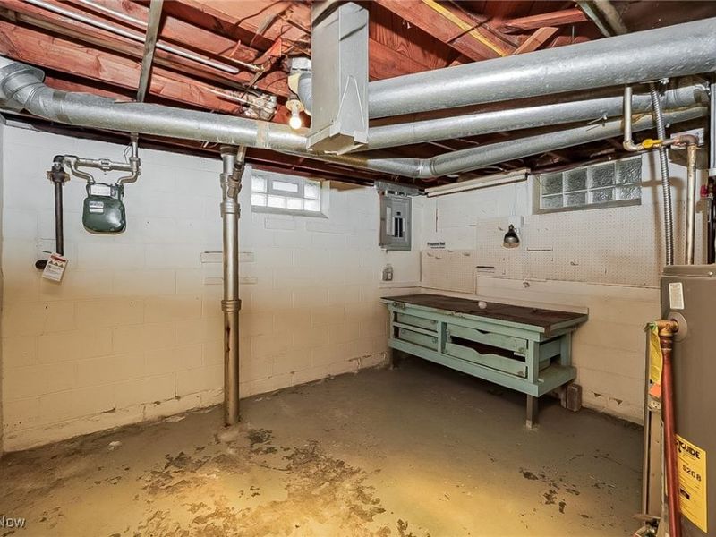 24891 Zeman Avenue, Euclid, OH 44123 Photo 17