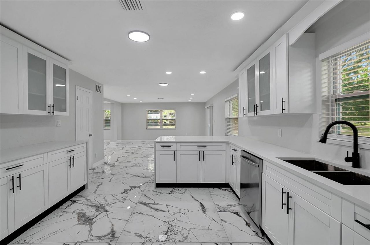 604 Druid Hills Road, Temple Terrace, FL 33617 Photo