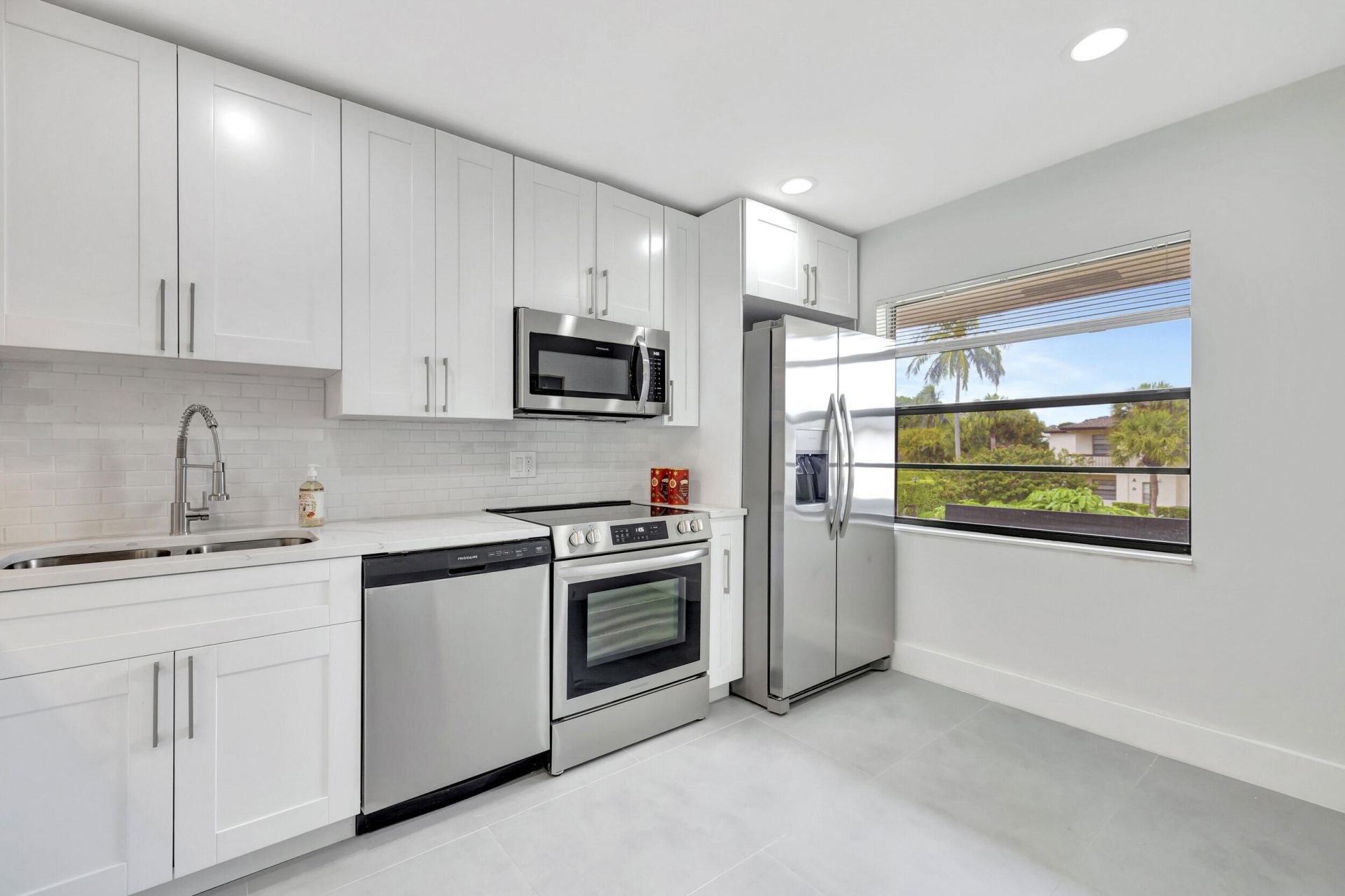 7898 Eastlake Drive, Unit 7d, Boca Raton, FL 33433 Photo