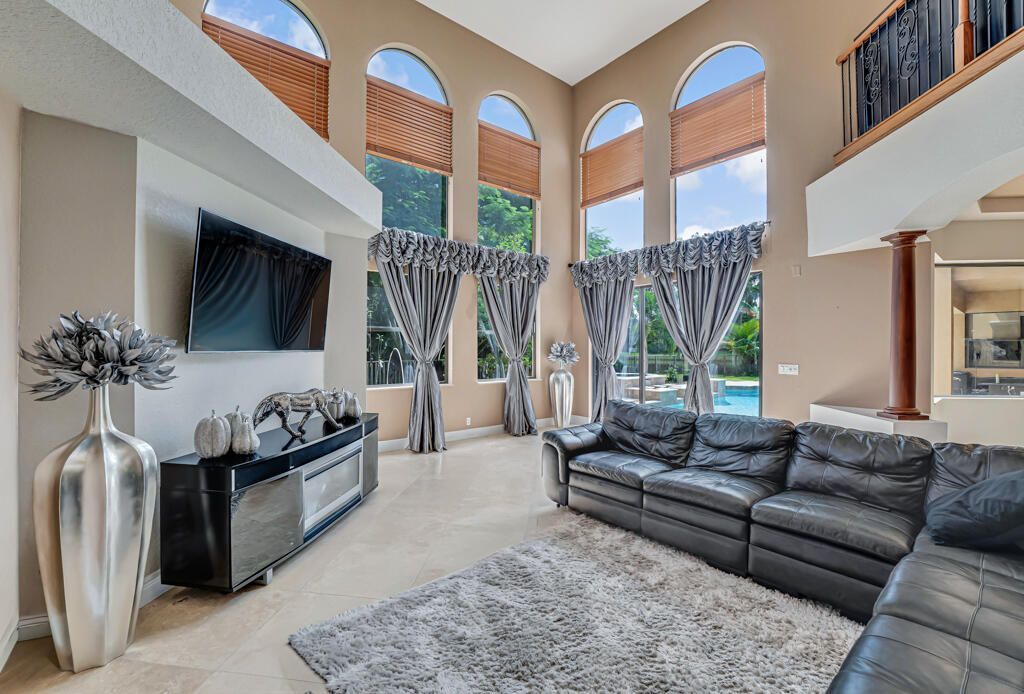 10766 10766 Versailles Boulevard Boulevard, Wellington, FL 33449 Photo