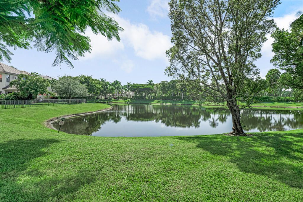 10766 10766 Versailles Boulevard Boulevard, Wellington, FL 33449 Photo