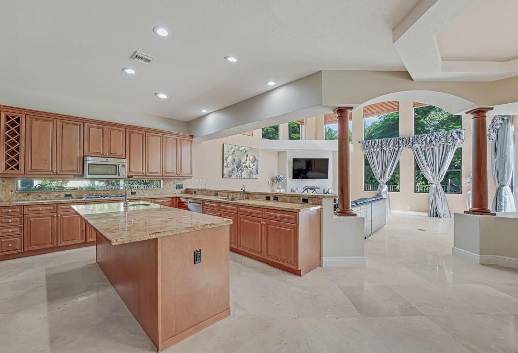 10766 10766 Versailles Boulevard Boulevard, Wellington, FL 33449 Photo