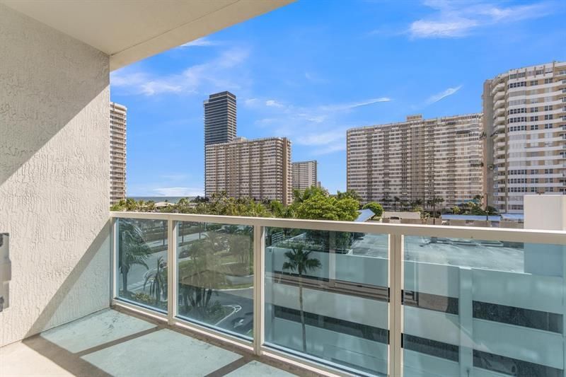 1945 S Ocean Drive, Unit 502, Hallandale Beach, FL 33009 Photo