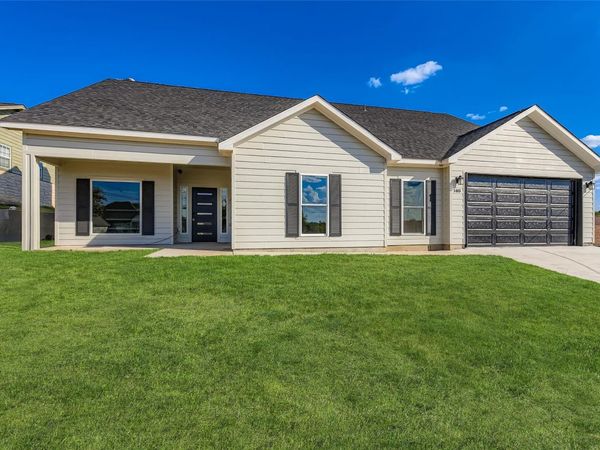 1403 Sunset DR, Marble Falls, TX 78654