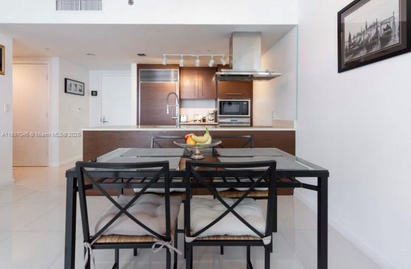 485 Brickell Ave, Unit 2606, Miami, FL 33131 Photo