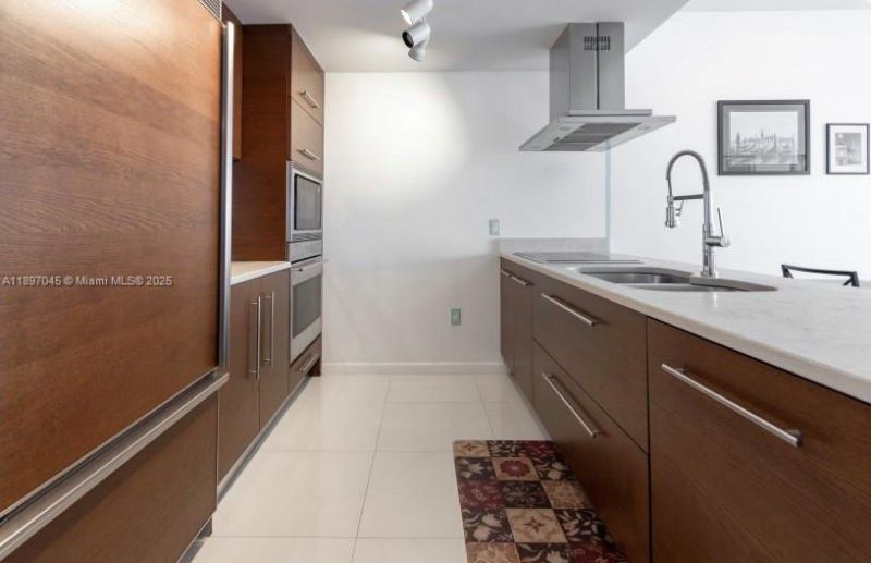 485 Brickell Ave, Unit 2606, Miami, FL 33131 Photo