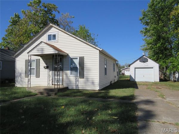 507 E Cherry Avenue, Owensville, MO 65066