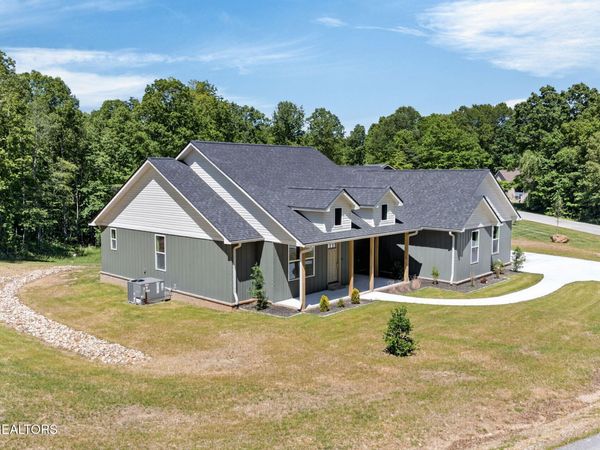 1128 Cumberland View Drive, Crossville, TN 38571