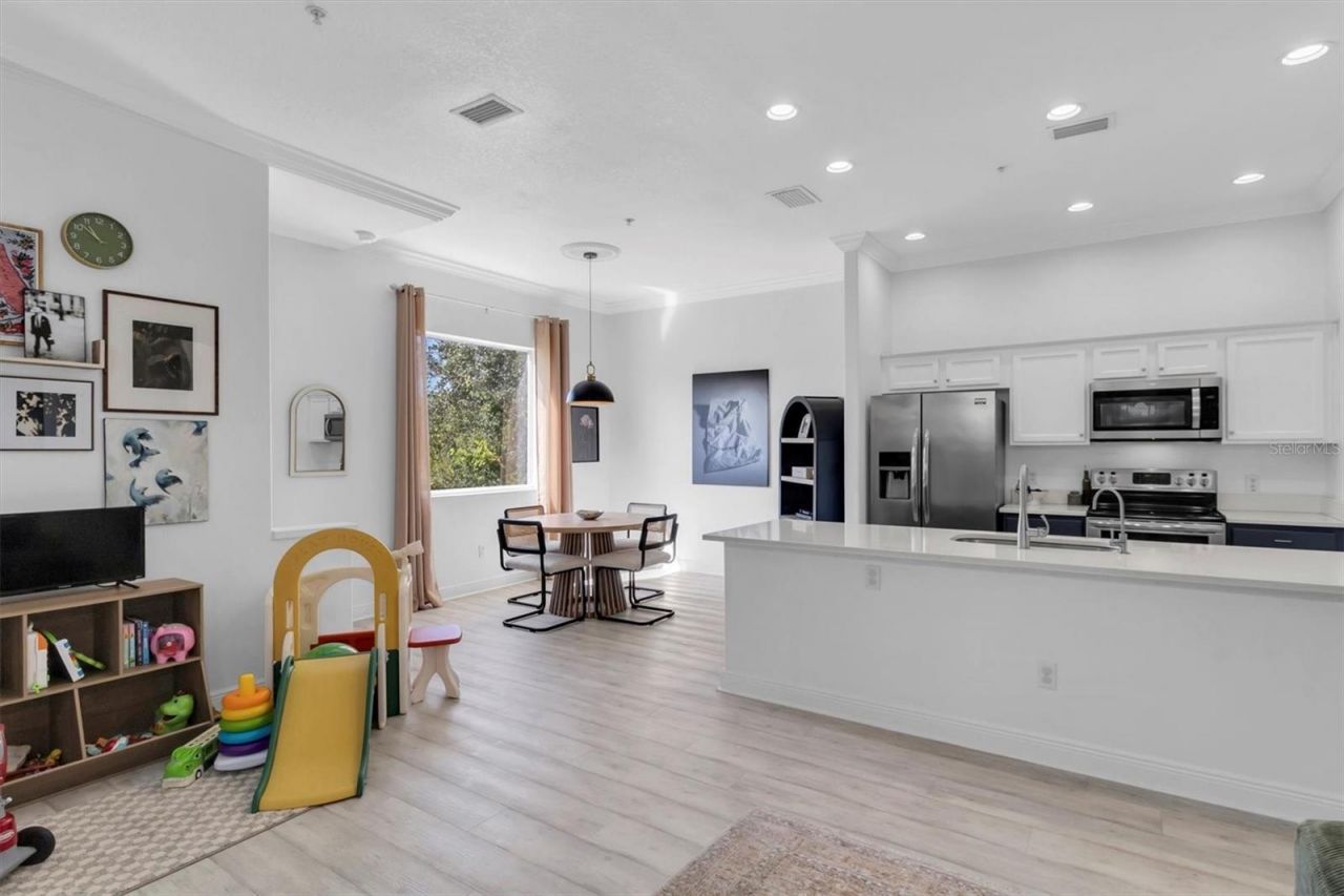 487 Bayou Village Drive, Tarpon Springs, FL 34689 Photo