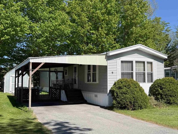 9 Paradise Street, Gorham, NH 03581