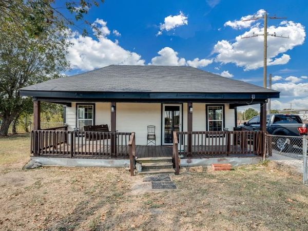 300 S Wall Street, Itasca, TX 76055