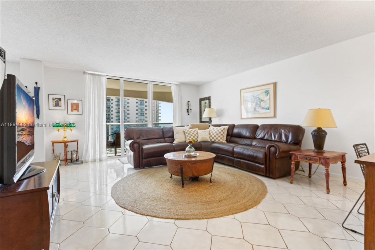 3800 S Ocean Dr, Unit 719, Hollywood, FL 33019 Photo