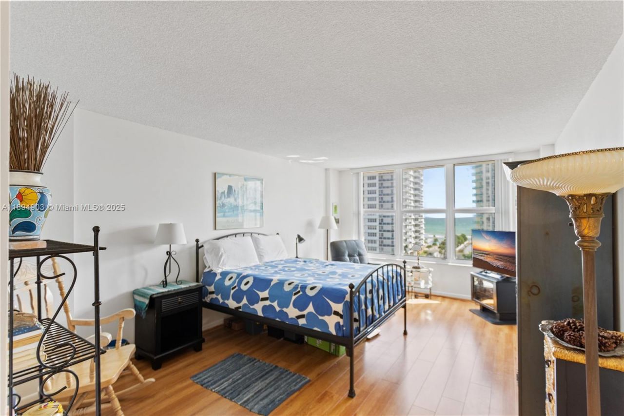 3800 S Ocean Dr, Unit 719, Hollywood, FL 33019 Photo