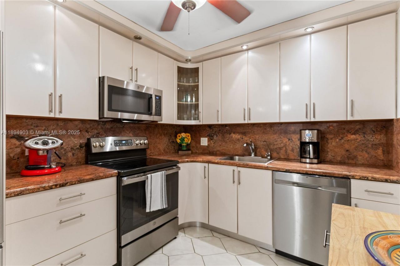 3800 S Ocean Dr, Unit 719, Hollywood, FL 33019 Photo