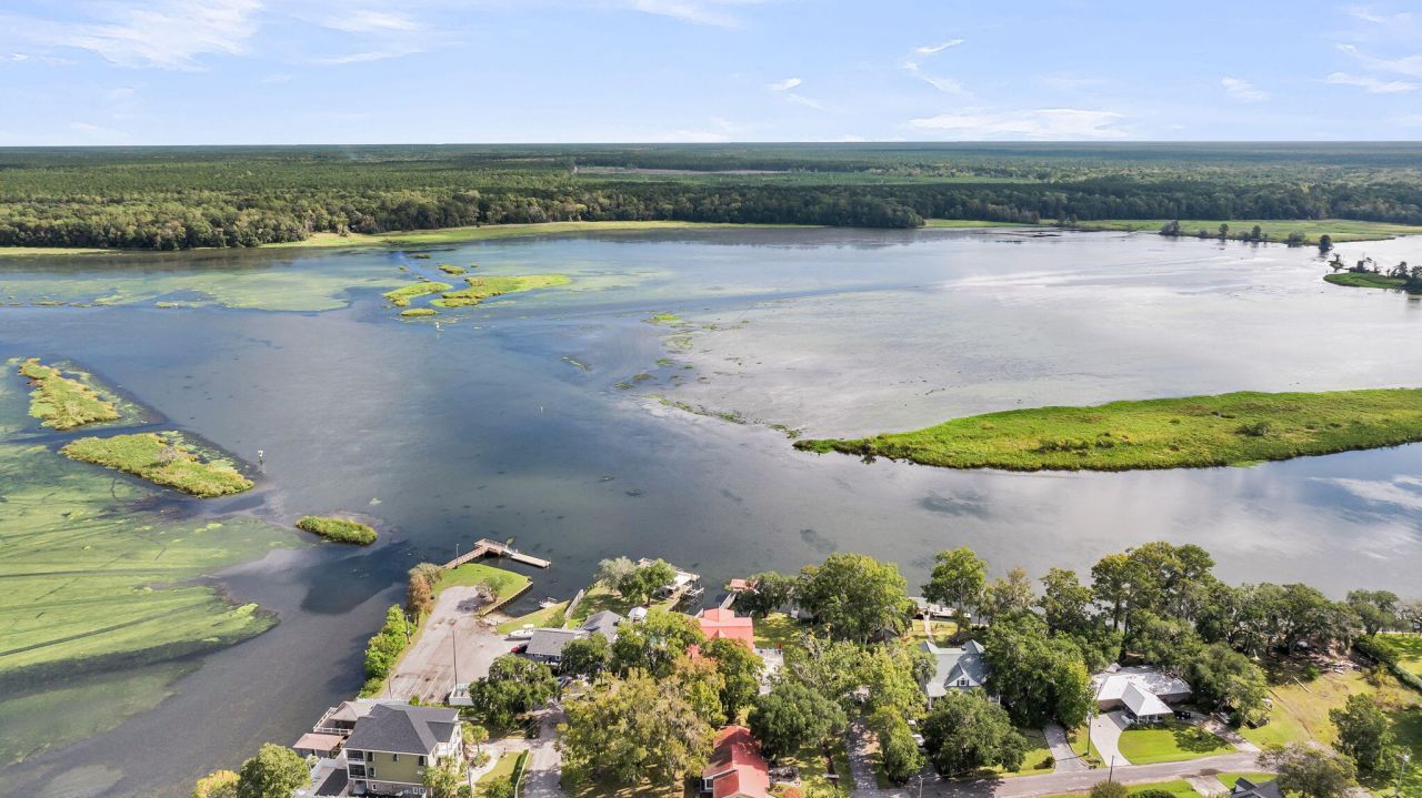 1811 Teal Road Photo 109