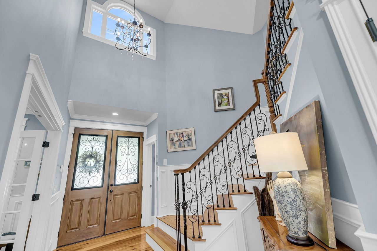 1811 Teal Road Photo 11