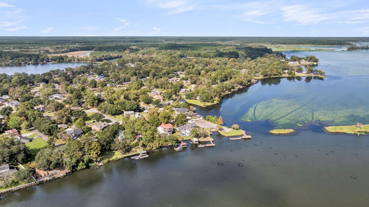 1811 Teal Road Photo 115